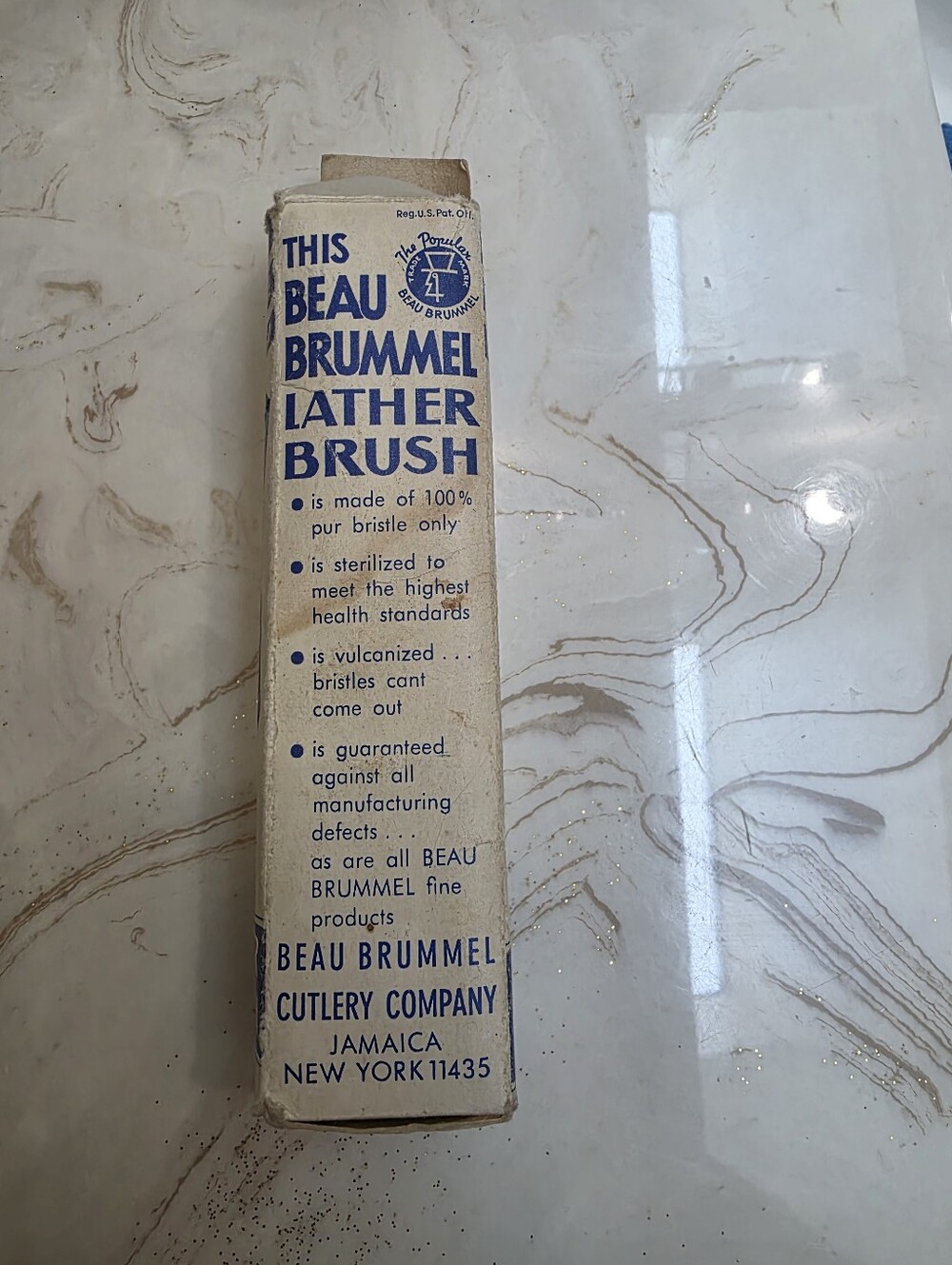 Lather Brush - Blue/White Vintage-Style Shaving Brush - Picture 3 of 8